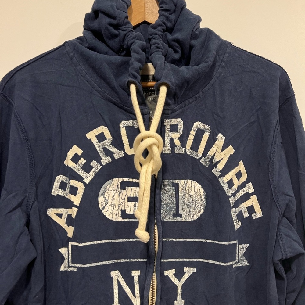 Abercrombie & Fitch men’s zippered hoodie - Picture 4 of 9